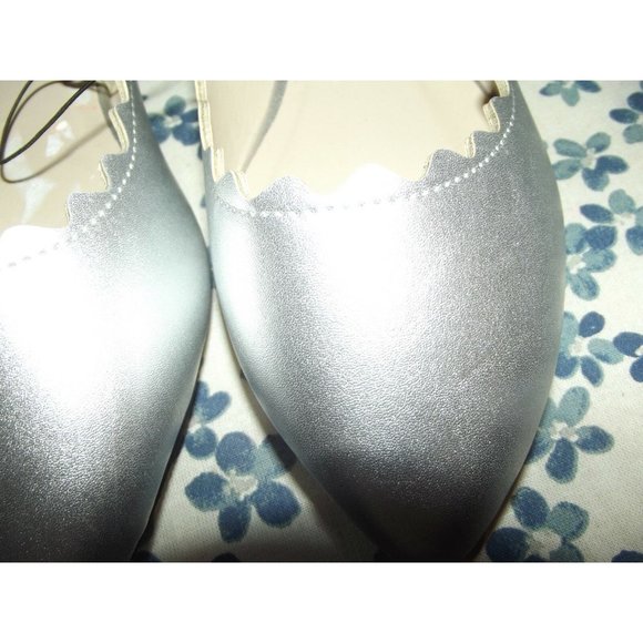 Nicole Miller Shoes 6M Silver Metallic Pointed Toe Parametta Flats 6 rubber heel - Picture 3 of 10